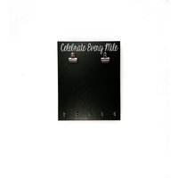 Läuft Startnummer & Medaille Display - Feiern Jede Meile von YorkSignShop