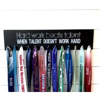 Laufmedaillenhalter - Hard Work Beats Talent When Doesn't Groß von YorkSignShop