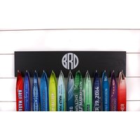 Monogrammiert Medaille Halter - Große von YorkSignShop