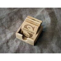 Set Von Vier Personalisierte Untersetzer, Monogramm Hochzeitsgeschenk, Benutzerdefinierte Gravierte Bambus Untersetzer von YouCanMAKEitPERSONAL