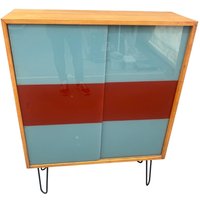 Dřevotvar Hradec Králové Kommode Mit Metallbeinen Und Farbigem Glas von Your20th