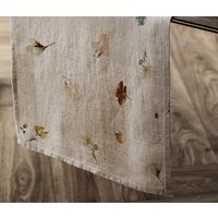 Leinen Tischläufer Wiese Esszimmer, Beige in Melange, Home Dekorative Leinen Tischläufer Wiese Esszimmer, Beige in Melange, Home Dekorative von YourCottonStory