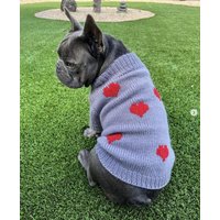 Grauer Handgestrickter Hundepullover "Fall in Love" von YourDogsBusinessCo