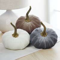 Große Samtkürbisse 3Er-Set, Taupefarbenes Dekor, Elegantes Herbst-Mittelstück Für Hochzeit, Graues Kürbisgesteck, Neutrales Bauernhausdekor, Weiß von YourHeartsContent