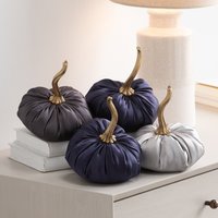 Kleine Satin-Kürbisse Mit Goldstiel 4-Er Set, Wohnkultur-Accessoires, Tischdekoration, Glam-Farmhaus-Dekor, Hochzeits-Dekor Kleine Satin-Kürbisse Mit Goldstiel 4-Er Set, Wohnkultur-Accessoires, Tischdekoration, Glam-Farmhaus-Dekor, Hochzeits-Dekor von YourHeartsContent