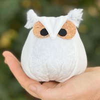 Schneeweiße Eule, Samt Eule Handgenäht, Naturliebhaber, Weise Alte Geschenk Für Vogelliebhaber, Wohndeko von YourHeartsContent