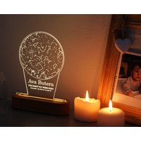 Personalisierte Sternbild Karte Nachtlicht - Geschenk Für Sie Frau Freundin Freund von YourNameYourLight