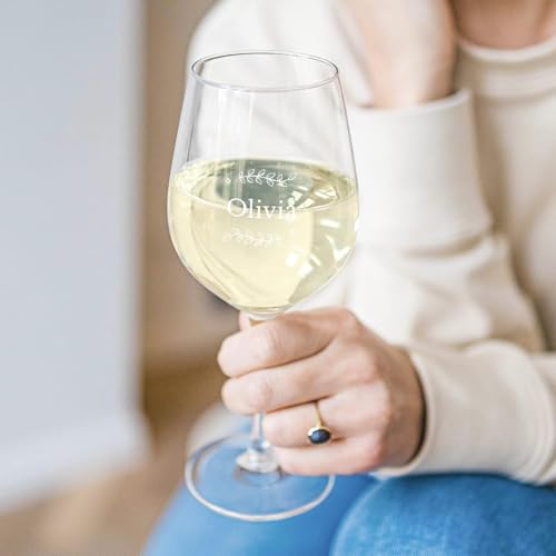 Weißweinglas mit Gravur Personalisierbar mit Namen - Personalisierbar mit Text, verschiedenen Designs und Schriftarten - Für Geburtstag & Jubiläum (1, Glas) von your surprise