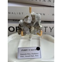Pyrit Mit Calzit Aus Peru | Mineralien Dekoration Edelstein Geschenk von YourTimelessLove