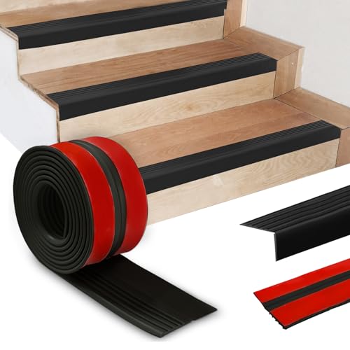 Treppenkantenprofil Selbstklebend,1M Rutschfeste PVC Treppenstufenverkleidung in Schwarz,Sicherer Kantenschutz mit Antirutschfunktion zum Schutz vor Stürzen,Ideal für Innen und Außenbereiche Treppenkantenprofil Selbstklebend,1M Rutschfeste PVC Treppenstufenverkleidung in Schwarz,Sicherer Kantenschutz mit Antirutschfunktion zum Schutz vor Stürzen,Ideal für Innen und Außenbereiche von Yunlaishaocer