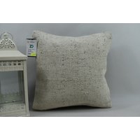 Beigefarbener Kelim-Kissenbezug/Handgemachtes Kissen Dekoratives Couchkissen 16x16 cm Code 13232 von ZDkilimpillow