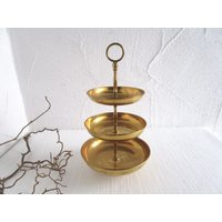 Messing Etagere 3 Stöckig Obstschale Ablage Deko Aufbewahrung Messing Etagere 3 Stöckig Obstschale Ablage Deko Aufbewahrung von ZEITJUWELEN
