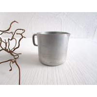 Vintage Aluminium Topf Mit Griff Milchtopf Pflanztopf Küche Garten von ZEITJUWELEN