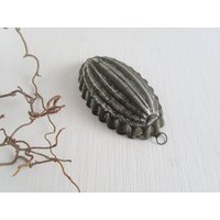 Vintage Backform Madelaine Kuchenform Deko Shabby Chic Patina von ZEITJUWELEN