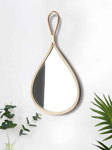 ZHANGshouf Dekorativer Hängespiegel in Tropfenform, Schminkspiegel mit Rattan-Holzrahmen für Badezimmer, Wohnzimmer, Flur (Holz, 54 x 36 cm) von ZHANGshouf