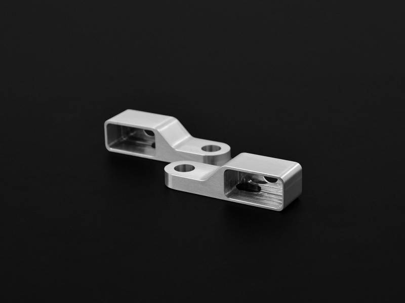 ZIEGER Blinker Montagegehäuse für Einbaublinker Paar Silber Typ3 von ZIEGER