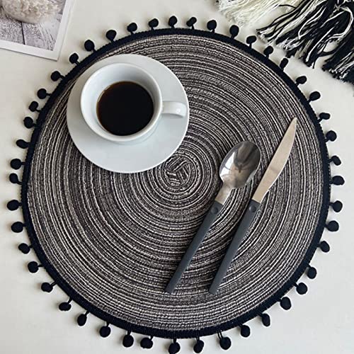 6er Set Tischset Rund, Tischsets Waschbar Rund Gewebte 38cm Platzsets Boho, Tischuntersetzer Pompom Quaste Untersetzer Hitzebeständig Rutschfest Platzteller (Schwarz Grau,13cm) von ZOYIEP