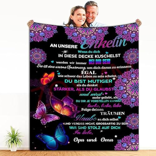 ZQYMM Kuscheldecke Personalisierte Geschenke Decke An unsere Enkelin von Großeltern, Oma Opa für Enkelin Briefdecke, Witziges Geburtstagsgeschenk für Meine Enkelin, 18 Geburtstag Mädchen von ZQYMM