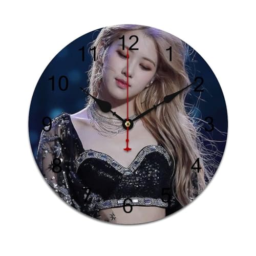 ZRCLXLVU ROSÉ Silent Sweep PVC-Wanduhr kombiniert minimalistische Ästhetik mit leichter rahmenloser Konstruktion, ideal für Schlafzimmer, Büros oder Arbeitszimmer. ZRCLXLVU ROSÉ Silent Sweep PVC-Wanduhr kombiniert minimalistische Ästhetik mit leichter rahmenloser Konstruktion, ideal für Schlafzimmer, Büros oder Arbeitszimmer. von ZRCLXLVU