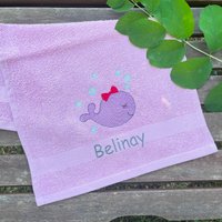Handtuch Mit Namen & Delfin, Meerestiere Bestickt Handtuch Mit Namen & Delfin, Meerestiere Bestickt von ZTstickerei