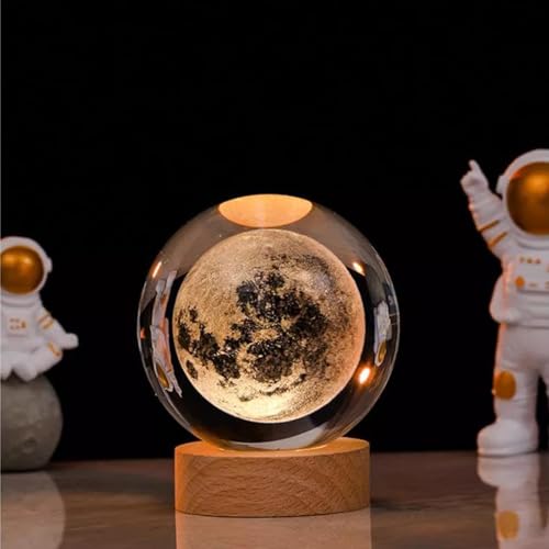 ZVO 3D Kristallkugel Nachtlicht, 3D Planeten LED Lampe, Nachtszene Astronomie LED Ball Lampe mit Holzsockel, USB Sonnensystem Planet Glaskugel für Geburtstag Kinder Weihnachten Deko(6cm Mond) von ZVO