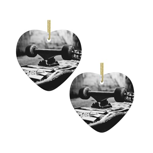 Skate Boards Print Christmas Ceramic Hanging Heart Shape Ornaments for Christmas Tree,Fireplace,Staircase,Living Room,Snowman Decoration. von ZWLPNZZD