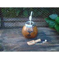 Mate - Graviertes Logo Tottenham Hotspur + Stroh-Logo Ihr Text, Datum. Fußball Spanien Calabaza Bonus Löffel Yerba Lila Französisch von ZagannGifts