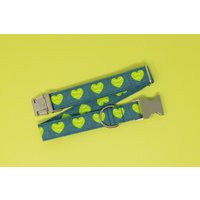 Tennis Ball Heart - Hundehalsband, Hundehalsband Aus Stoff, Zaley Designs, Frühling, Mädchen, Junge, Tennisball, Herz von ZaleyDesigns