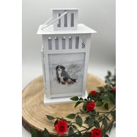 Fotolaterne Für Tiere Grablicht Grabschmuck Wunschtext Windlicht Trauerlicht Grabdekoration Fotolaterne Für Tiere Grablicht Grabschmuck Wunschtext Windlicht Trauerlicht Grabdekoration von ZaraTiv