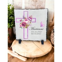 Schiefertafel Mit Personalisierungsdaten - Motiv Lila Kreuz Blumen Und Schmetterlingen- Gedenkplatte, Erinnerungstafel, Urnengrabplatte Schiefertafel Mit Personalisierungsdaten - Motiv Lila Kreuz Blumen Und Schmetterlingen- Gedenkplatte, Erinnerungstafel, Urnengrabplatte von ZaraTiv