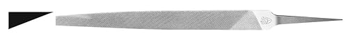 Mechanische Flachfeile mit feiner Spitze, präzise Schnittfläche zum Formen und Schärfen von Metallteilen bei mechanischen Arbeiten. von Zarivy