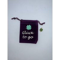 Kleiner Taschenbegleiter Glücksbringer Glück To Go in Samtbeutel, Für Unterwegs Kleiner Taschenbegleiter Glücksbringer Glück To Go in Samtbeutel, Für Unterwegs von Zauberspruch