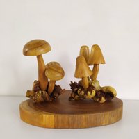 Wunderschöne Pilz Statue. Pilzsprossen. Ornament Holz Muttertag von ZeeWoodart22