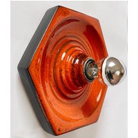 Sechseckige Wandleuchte Orange-Schwarz Keramik Hustadt Aus Den 70Er Jahren von ZeitsprungAntik