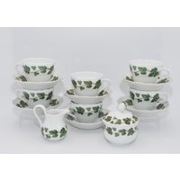 Kaffeeservice Hutschenreuther Maria Theresia Weinlaub Kaffeegedecke Mit , Kännchen Für6 Kaffeeservice Hutschenreuther Maria Theresia Weinlaub Kaffeegedecke Mit , Kännchen Für6 von Zeitzeugnisse