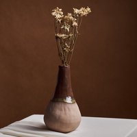 Handgefertigte Keramik Milch Kaffee Vase | Der Perfekte Akzent Für Stilvolle Innenräume Dekorative Blumenvase Moderne von ZekineCeramic
