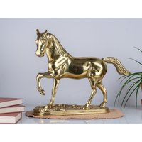 Vintage Messing Pferd Skulptur, Basis, Poliert, Statue, Tier Kunst Figur, Antik, Home Decor von ZelazowskiBronze1963
