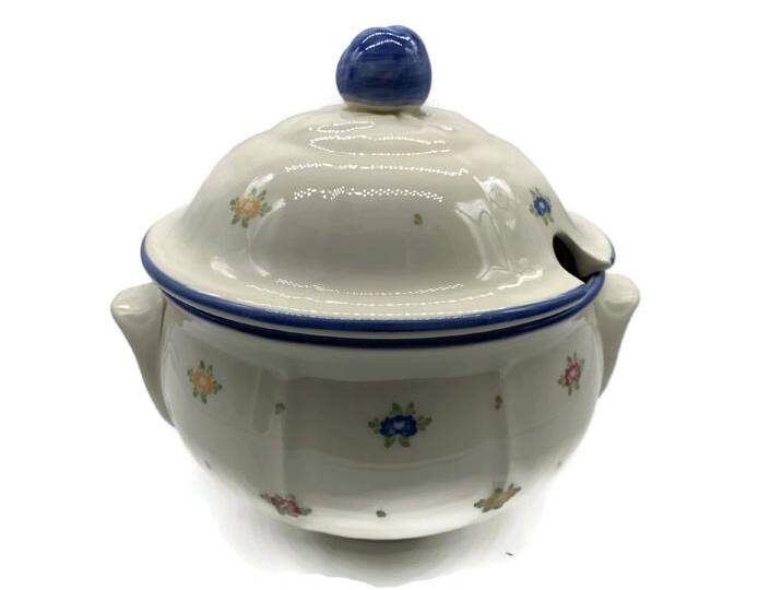 Zeller Keramik Tafelservice Deckelschüssel 1,80 l, Keramik, blau, Deckelschüssel 1,80 l Zeller Keramik Tafelservice Deckelschüssel 1,80 l, Keramik, blau, Deckelschüssel 1,80 l von Zeller