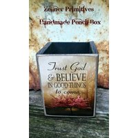 Handgefertigte Distressed Holz Stiftebox Schreibtisch Organizer von ZellnerPrimitives