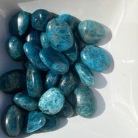 Blaue Apatit-Tumbles Zur Unterstützung Der Manifestation, Gewichtsabnahme Und Herausforderungen Des Lebens von ZenLightEnergy