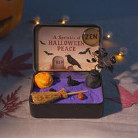 Zenify ™ Halloween Pocket Garden - Ein Hauch Von Halloween-Frieden | Geschenk von ZenifyStudio