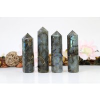 Labradorit Kristall Turm Auffälliger Heilkristall von ZenithCrystals