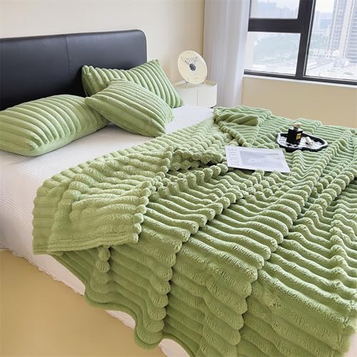 Zeyeo Ultraweiche Überwurfdecke Aus Kaninchen-Fleece In Queen-/King-Size-Größe, Gemütliche, Flauschige Plüsch-Bettdecke Für Alle Jahreszeiten(Green,90 * 98in) von Zeyeo