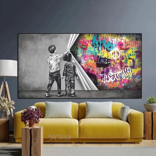 Straßen-Graffiti-Kunst hinter dem Vorhang, Gemälde „Junge und Mädchen finden Liebe“, Banksy-Wandkunst, übergroße Drucke für die Inneneinrichtung, 85 x 160 cm/33 x 63 Zoll, mit schwarzem Rahmen von Zhaoyang Art