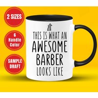 Lustiges Personalisiertes Barbier Geschenk, Barbierbecher, Friseur Geschenkideen, Haarstylisten Kaffeebecher, Geburtstagsgeschenk Lustiges Personalisiertes Barbier Geschenk, Barbierbecher, Friseur Geschenkideen, Haarstylisten Kaffeebecher, Geburtstagsgeschenk von ZillionsColor