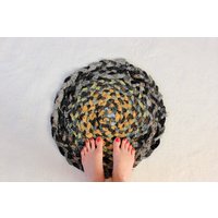 Denim Indoor Outdoor Teppich, Runder Hippie-Jeansteppich, Recycelte Handgemachte Matte von ZinaNatko
