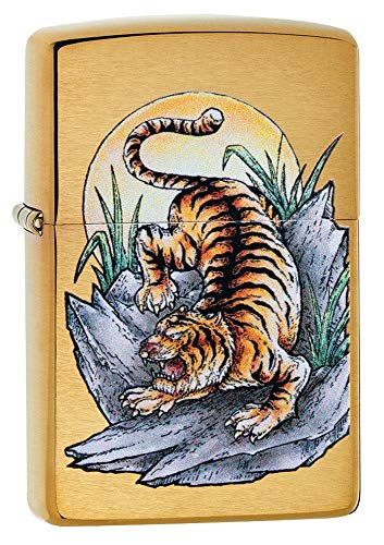 ZIPPO 49116 – Tattoo Tiger Design - Brushed Brass – Sturmfeuerzeug, nachfüllbar,,in hochwertiger Geschenkbox Geschenkbox von Zippo