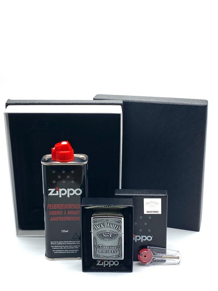 Zippo Feuerzeug Jack Daniel's Chrome Emblem Premium Set - Sturmfeuerzeug Geschenkidee Zippo Feuerzeug Jack Daniel's Chrome Emblem Premium Set - Sturmfeuerzeug Geschenkidee von Zippo