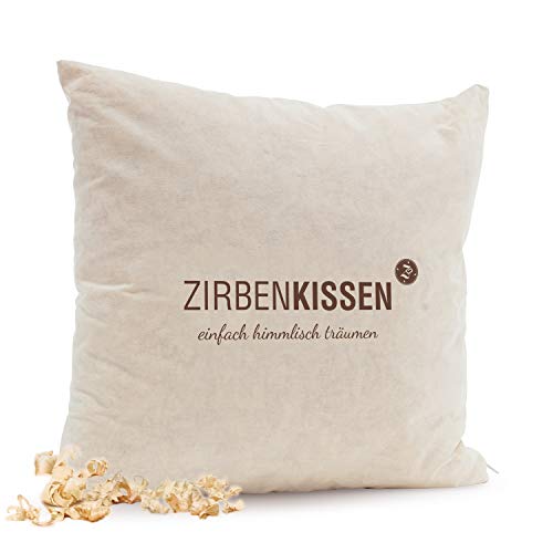 ZirbenFamilie Natur-Dekokissen 40x40cm • Zierkissen gefüllt mit natürlichen ZirbenFlocken – Schriftzug mit "einfach himmlisch träumen" • ein Produkt der ZirbenFamilie - bekannt aus dem Fachhandel & der Hotellerie von Zirben Familie