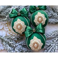 Smaragd Weihnachtsschmuck 10cm Geschenkbox Handgemachte Christbaumkugel Im Vintage Stil Weihnachtsbaumschmuck Weihnachtsgeschenk Smaragd Weihnachtsschmuck 10cm Geschenkbox Handgemachte Christbaumkugel Im Vintage Stil Weihnachtsbaumschmuck Weihnachtsgeschenk von Zistyle